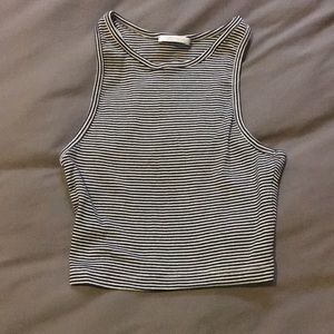 Zara, fitted, cropped tank!